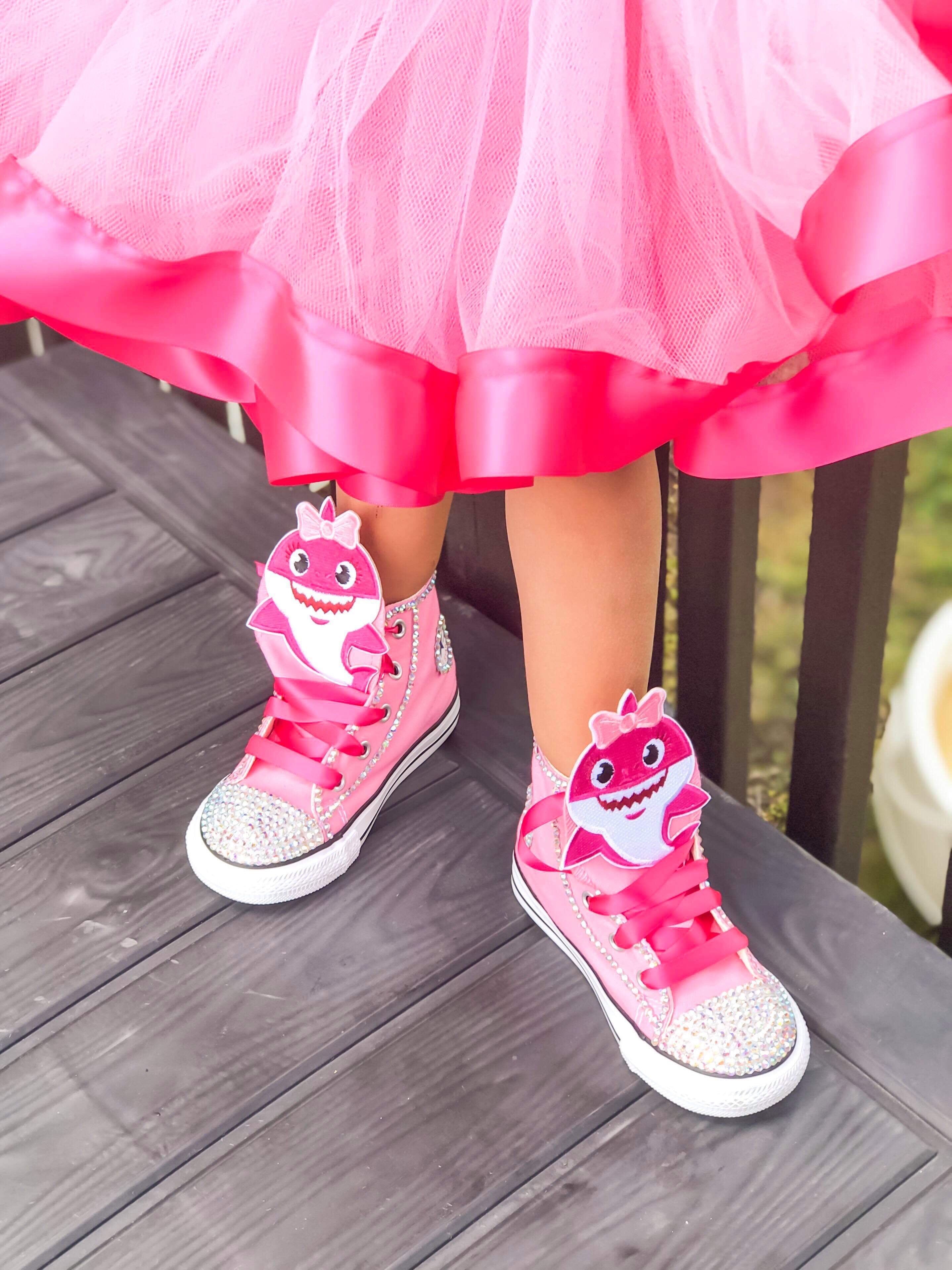 Høring væsentligt at tilføje Baby Shark Shoes, Baby Shark Converse Sneakers, Little Kids Size 10C-2Y |  Little Ladybug Tutus